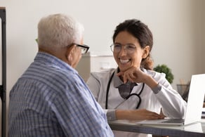 5 formas de mejorar la comunicación con tus pacientes este verano